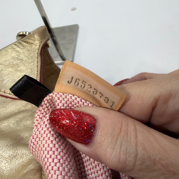 Dooney Bourke Gold Metallic Leather Hobo Shoulder Bag Purse - Picture 9 of 15